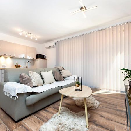 Apartman Lorena Ровінь Екстер'єр фото