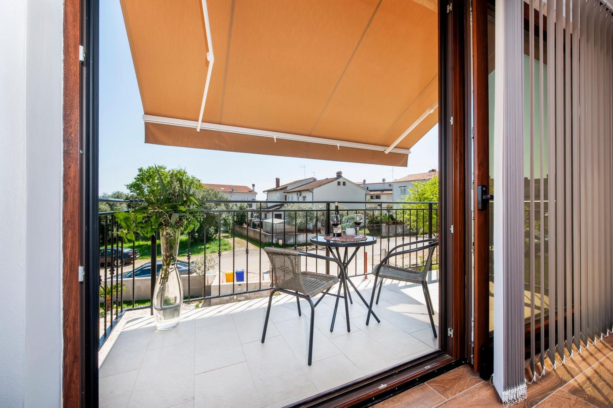 Apartman Lorena Ровінь Екстер'єр фото